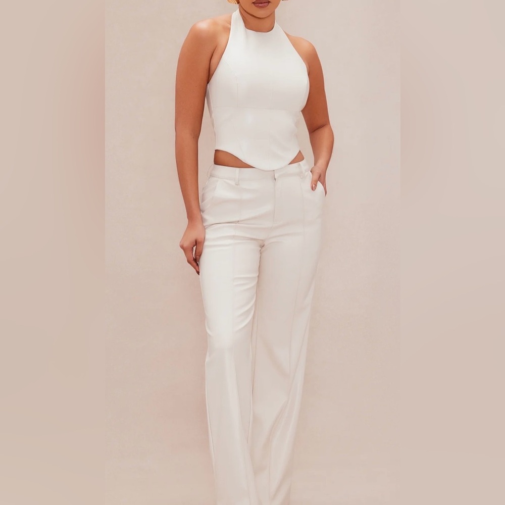 NWT. Elegant Off-White Women's Pants
